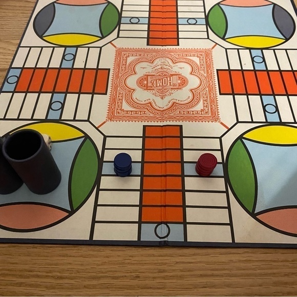 Vintage Parcheesi A Backgammon Game of India 1967 Board Game - Picture 5 of 6